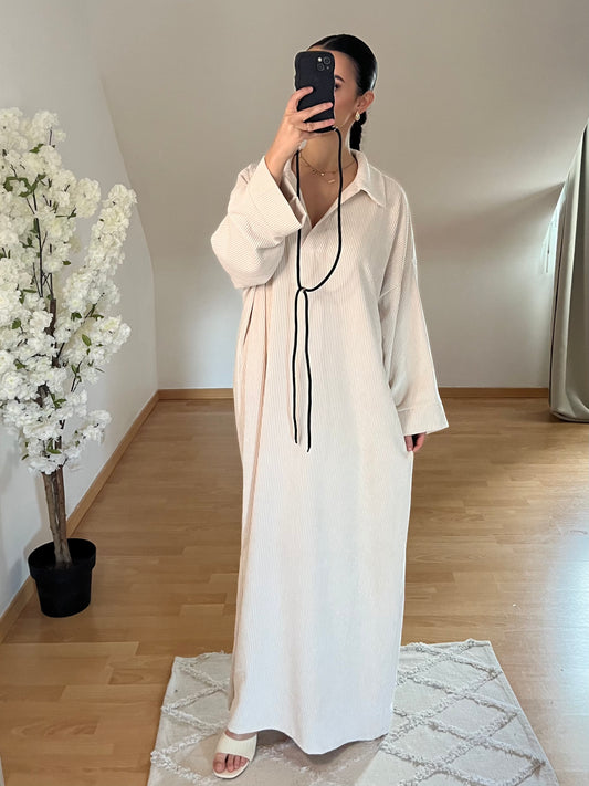 Longue robe oversize en velours beige
