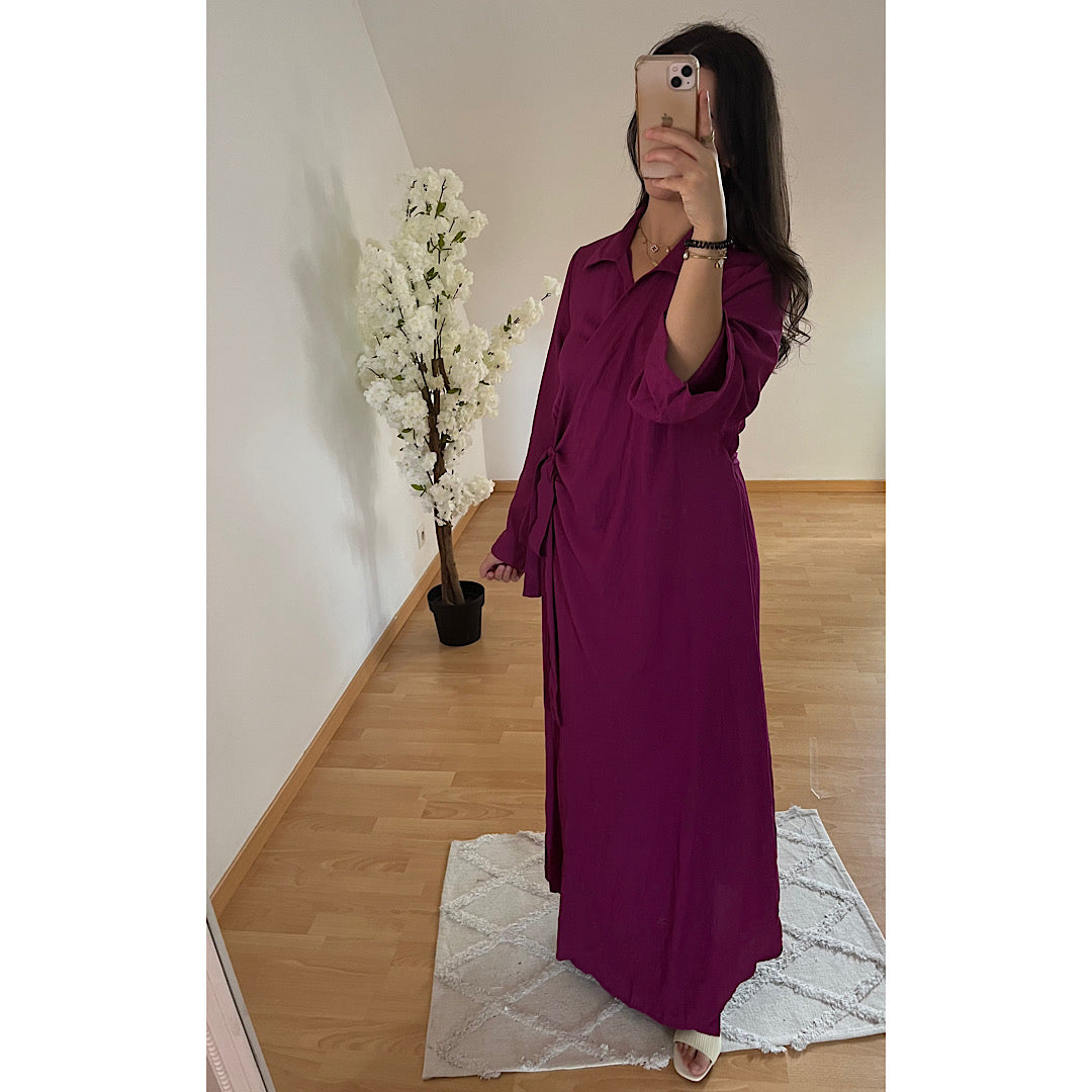 Longue robe à nouer prune